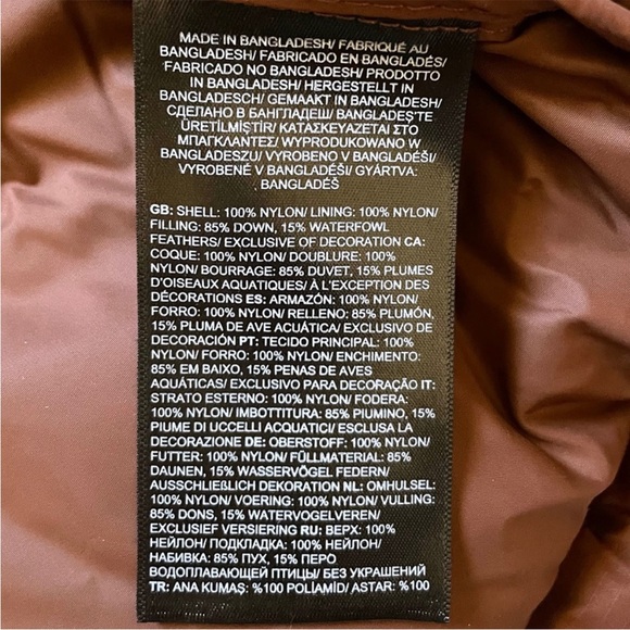 The North Face Women’s 1996 Retro Nuptse Jacket - Picture 8 of 10